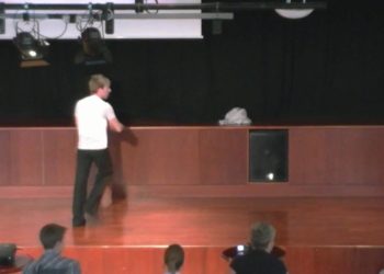 We No Speak Americano