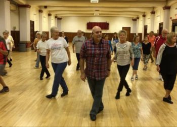 3D (Dance Disco Dance)