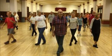 3D (Dance Disco Dance)