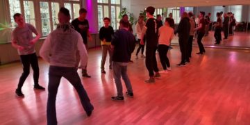 Contra Clap / Like it’s Christmas (Contra)