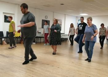 Straight On, Shirley!