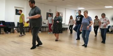 Straight On, Shirley!