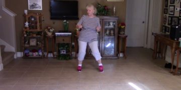 Baby Likes To Rock It