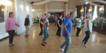 Dance With Everybody