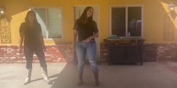 Like I love Country Music Easy