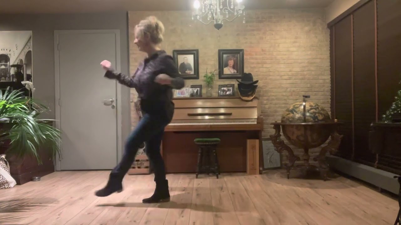 Big Jersey Giant Line Dance Mag