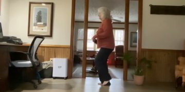 Couldn’t Leave You !!