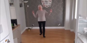 Dreaming of a Hero EZ