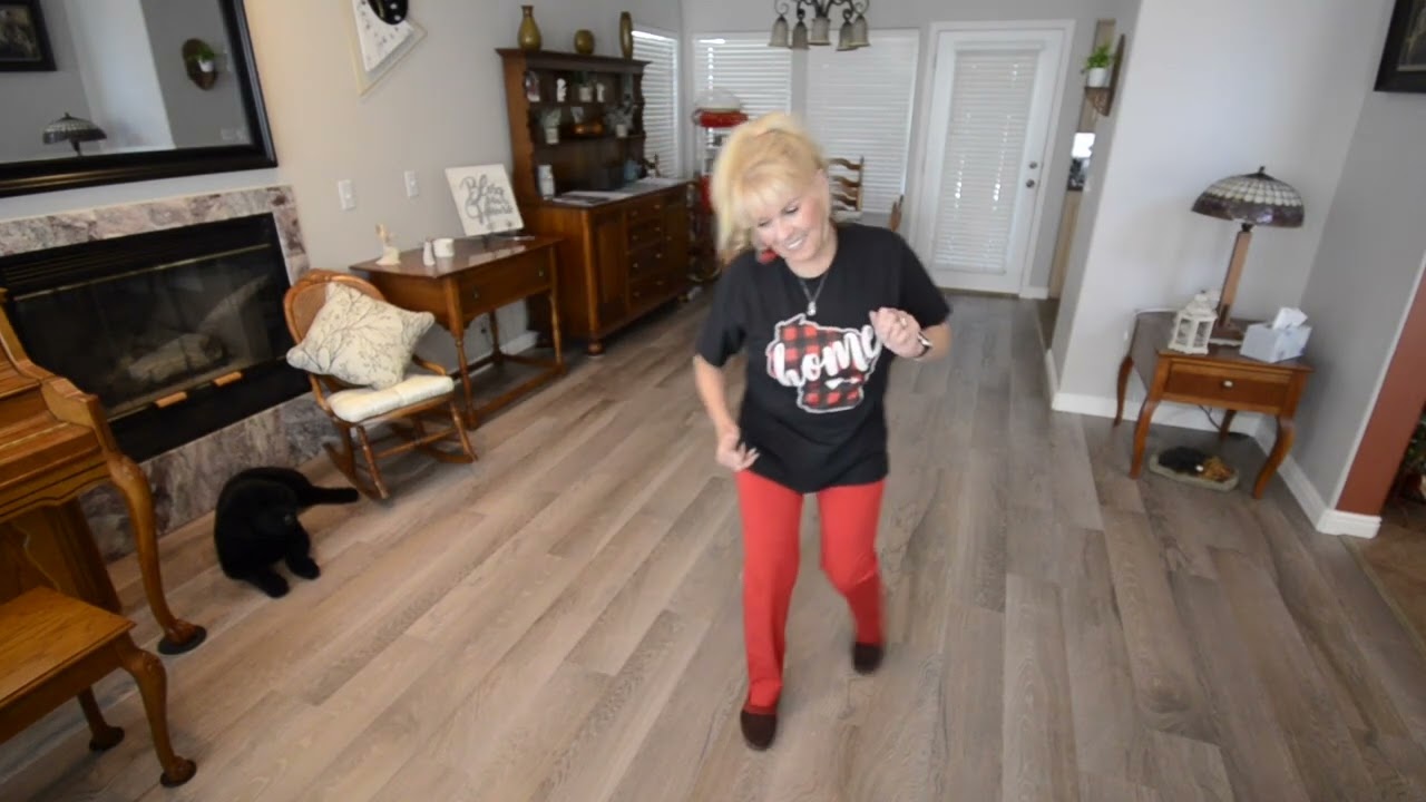 Smilin’ & Dancin’