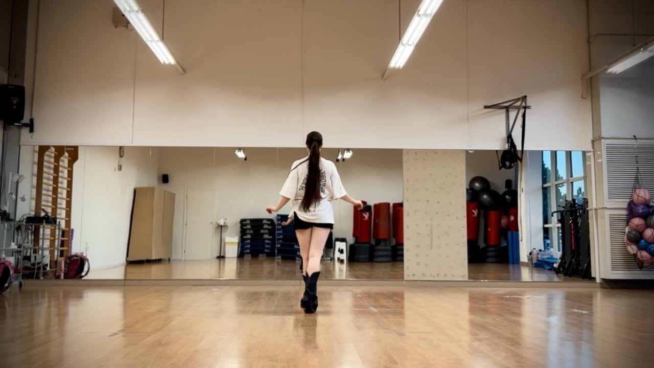 Little Girl Line Dance Mag