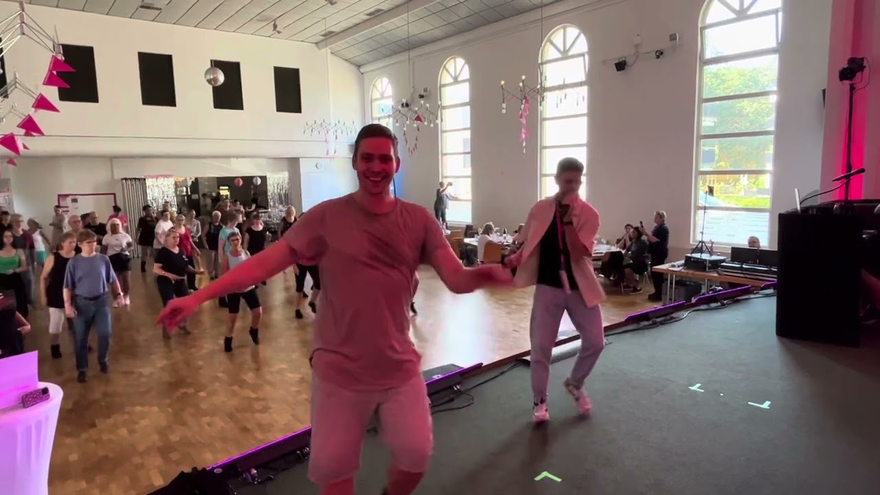 Head Held High Line Dance Mag