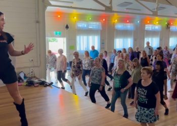 We Should Get Married