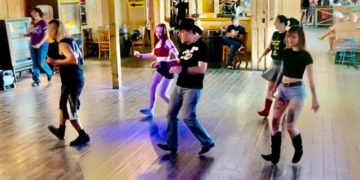 She&rsquo;s So Country