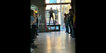 YAK/BOYS (AB Contra)