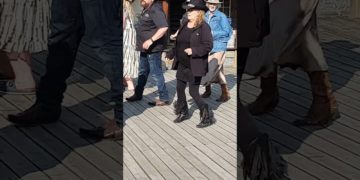 Long LIVE Country Music