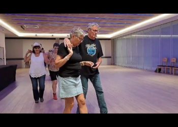 The Sun Don’t Shine Anymore In Acapulco For Two (P)