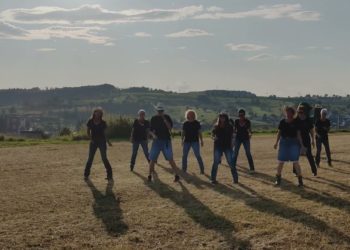 You Look Like You Love Me