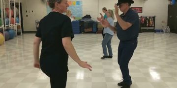 Excuse Me + (Contra)