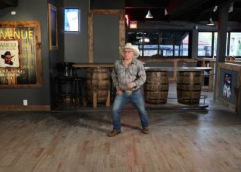 Shakin’ in Them Boots