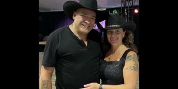 Dolly Would for 2 (P)