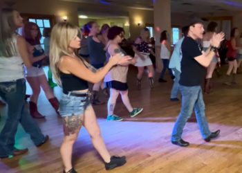 Keeping Country Alive